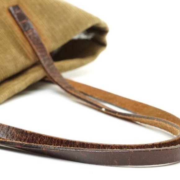 PREOWNED Fendi Tote Bag in Beige Corduroy - Picture 2 of 16